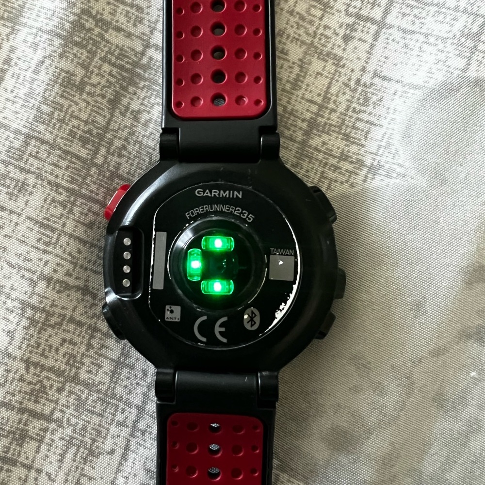 Garmin Forerunner 235